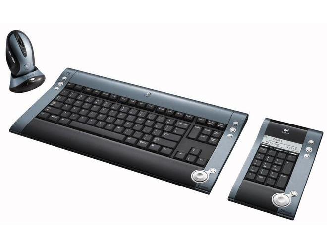 Sada bezdrátové klávesnice a myši LOGITECH  diNovo Media Desktop Laser