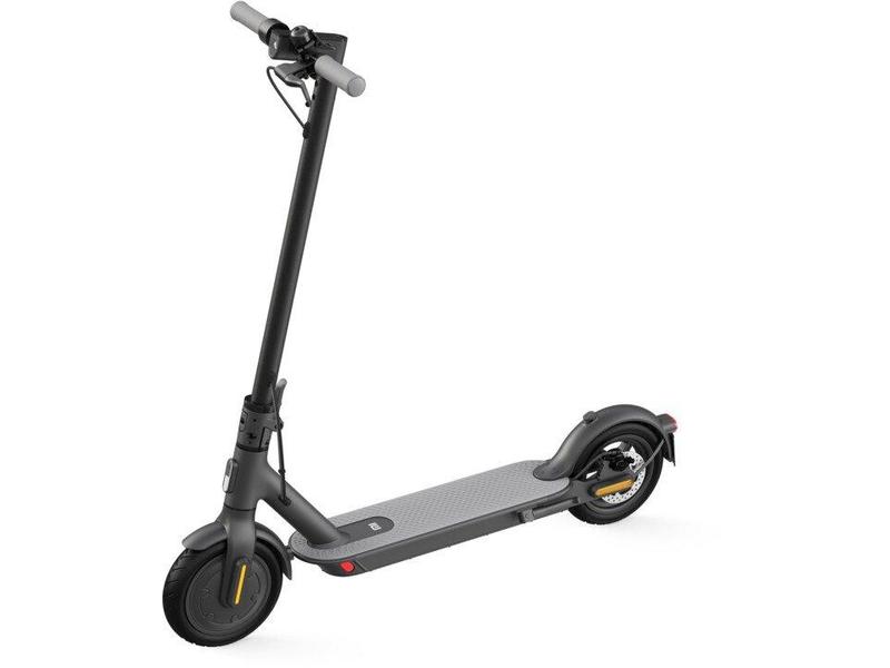 Elektrická koloběžka XIAOMI Mi Electric Scooter Essential