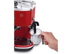 Pákové espresso DELONGHI ECO 311 R červená red