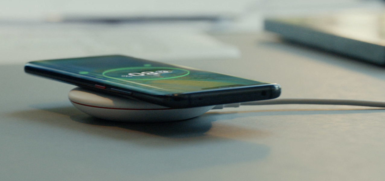 Mobilní telefon HUAWEI Mate 20 Pro fialový