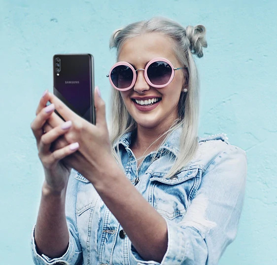 Mobilní telefon SAMSUNG Galaxy A30s SMA307 Black DualSIM černý black