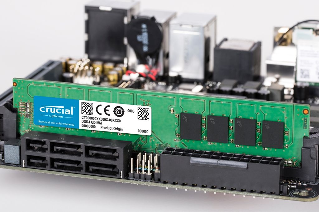 Paměťový modul CRUCIAL 4GB DDR4 3200MHz