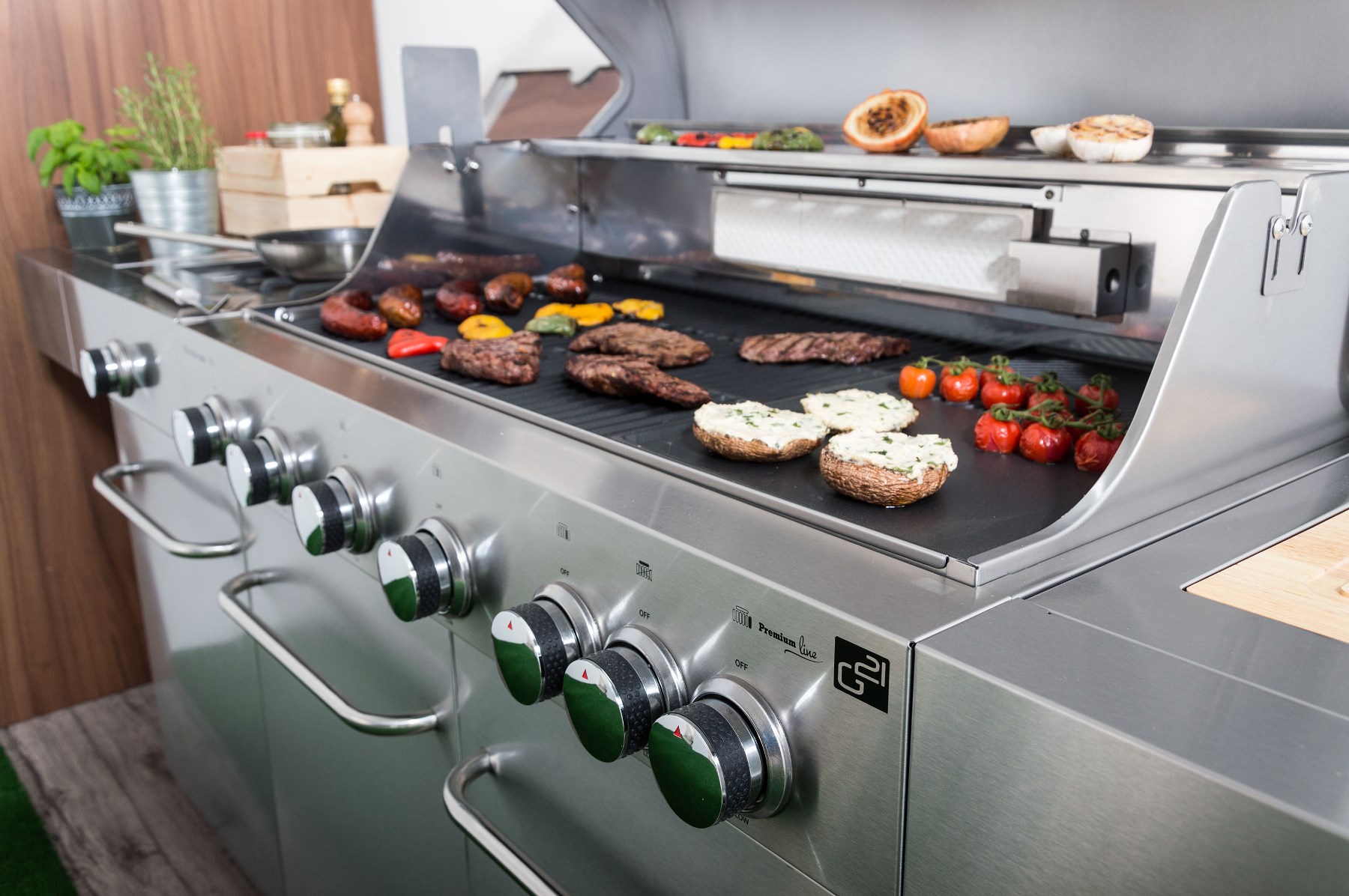 Plynový gril G21 Nevada BBQ kuchyně Premium Line 7 hořáků + zdarma redukční ventil