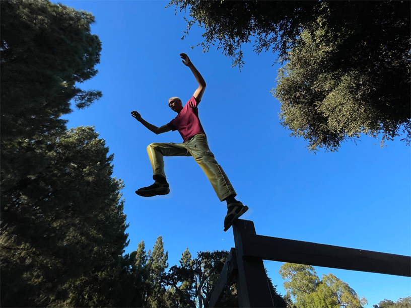 Mobilní telefon APPLE iPhone 12 128GB Purple