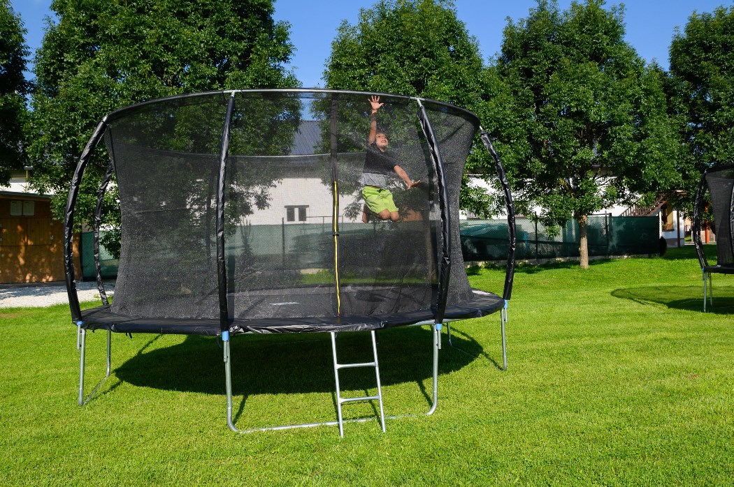 Trampolína G21 SpaceJump 430 cm černá black