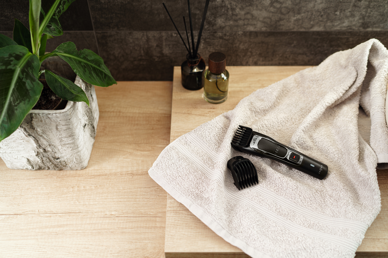 Zastřihávač vousů ETA James 6341 90000