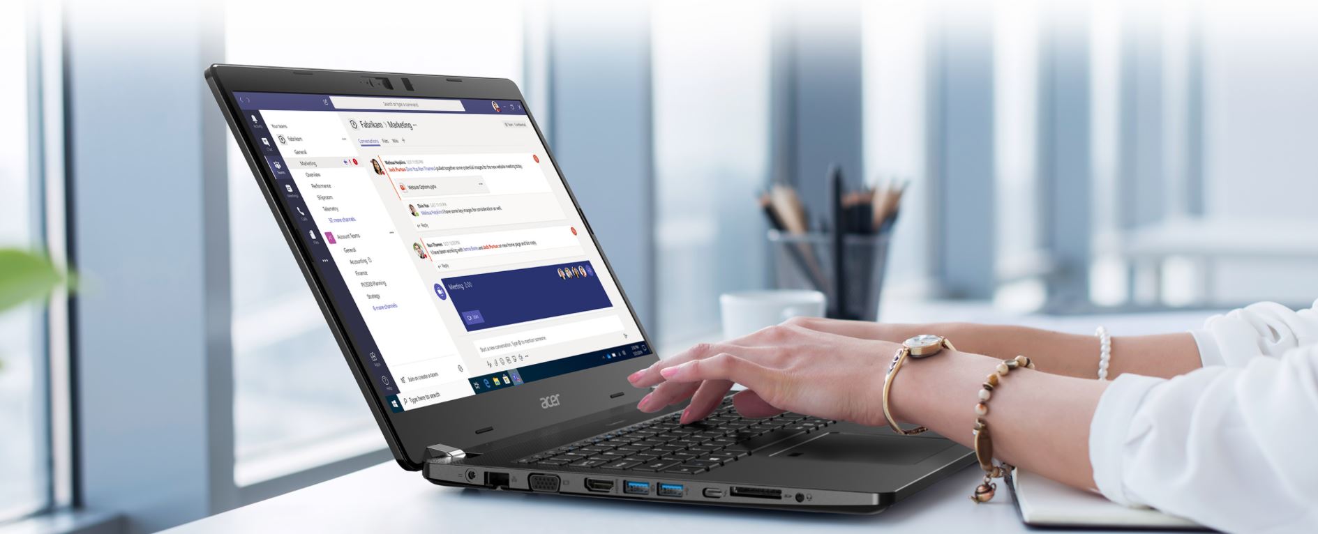 Acer TMP21553 156i51135G7512SSD8GW10P