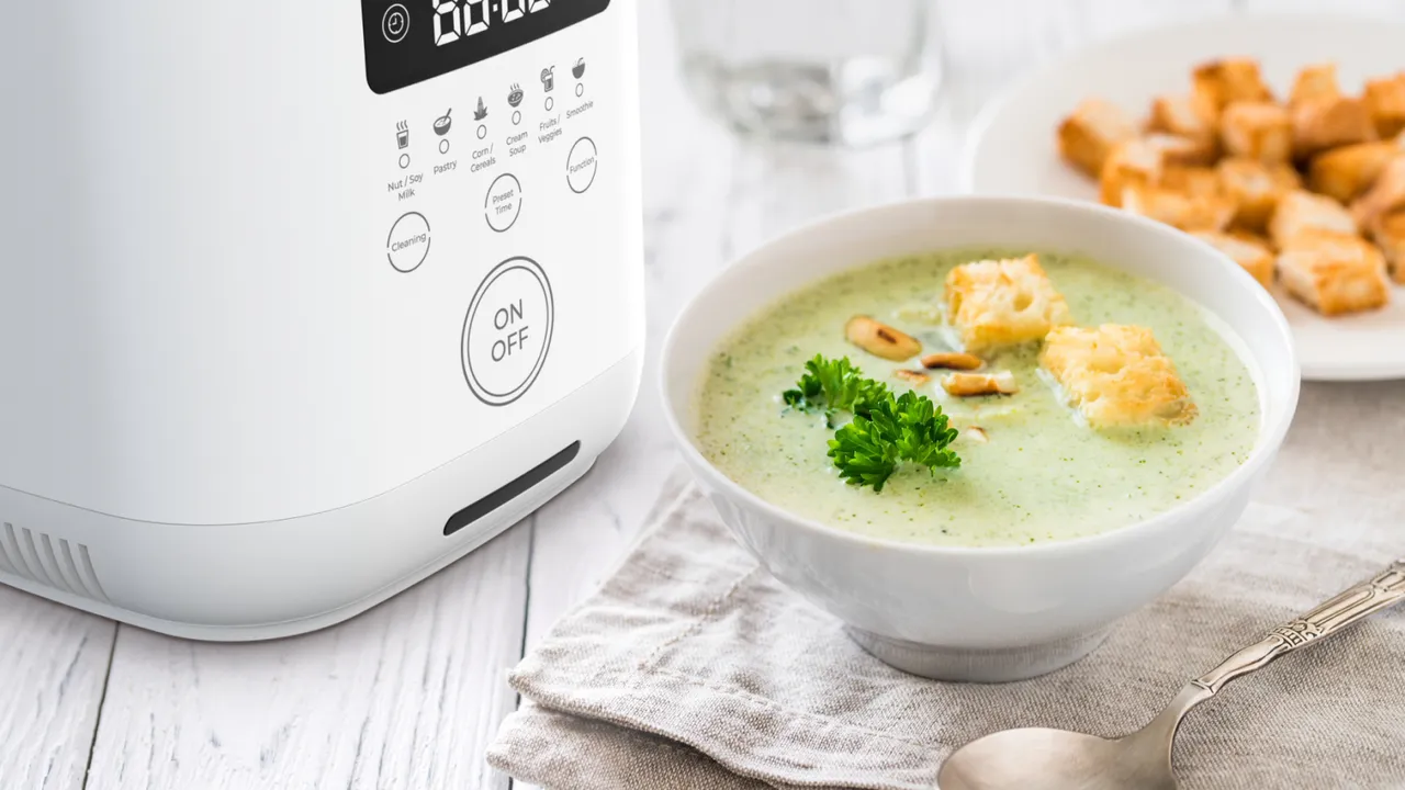 Polévkovar s mixérem AENO TB2