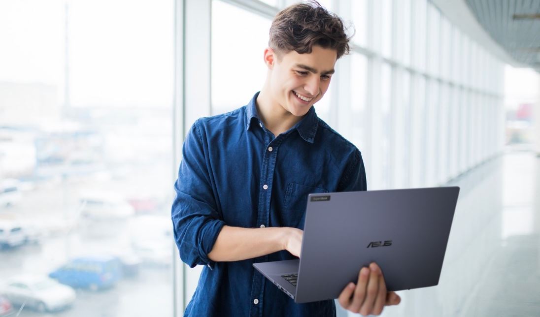 Asus ExpertBook B5B5402Ci71195G714''''FHD32GB1TB SSDUHDW11PBlack2R