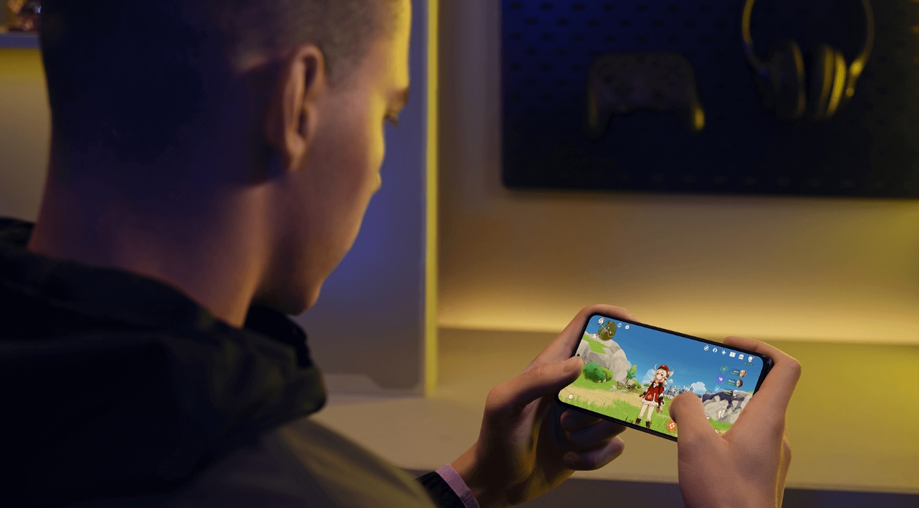 Mobilní telefon POCO F4 8GB256GB stříbrný silver