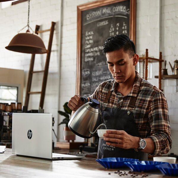 Notebook HP ProBook 455 G9 stříbrný silver