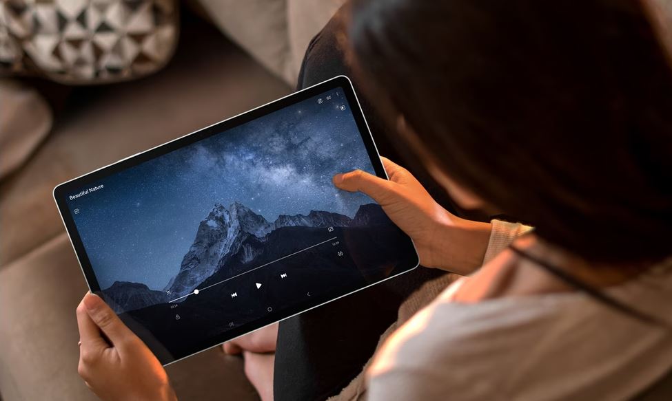 Tablet SAMSUNG Galaxy Tab S9 FE+ SMX610 stříbný silver