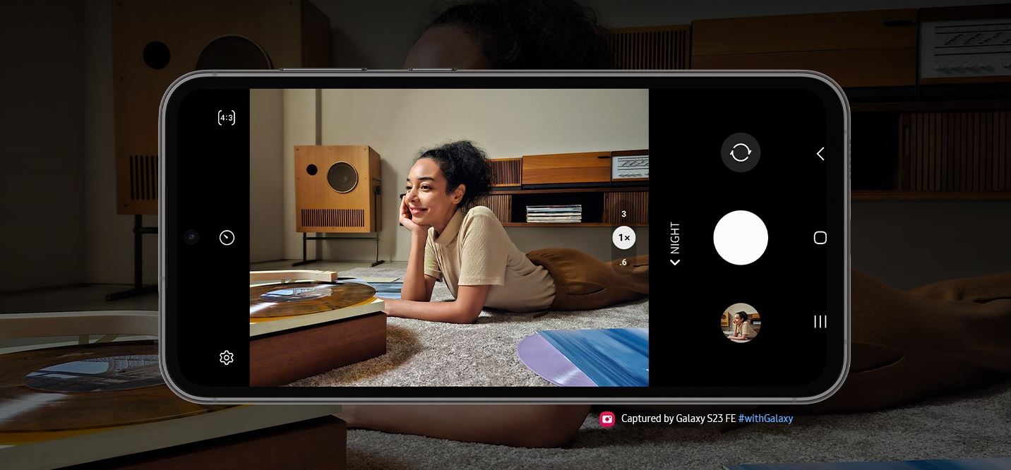 Mobilní telefon SAMSUNG Galaxy S23 FE 5G bílý