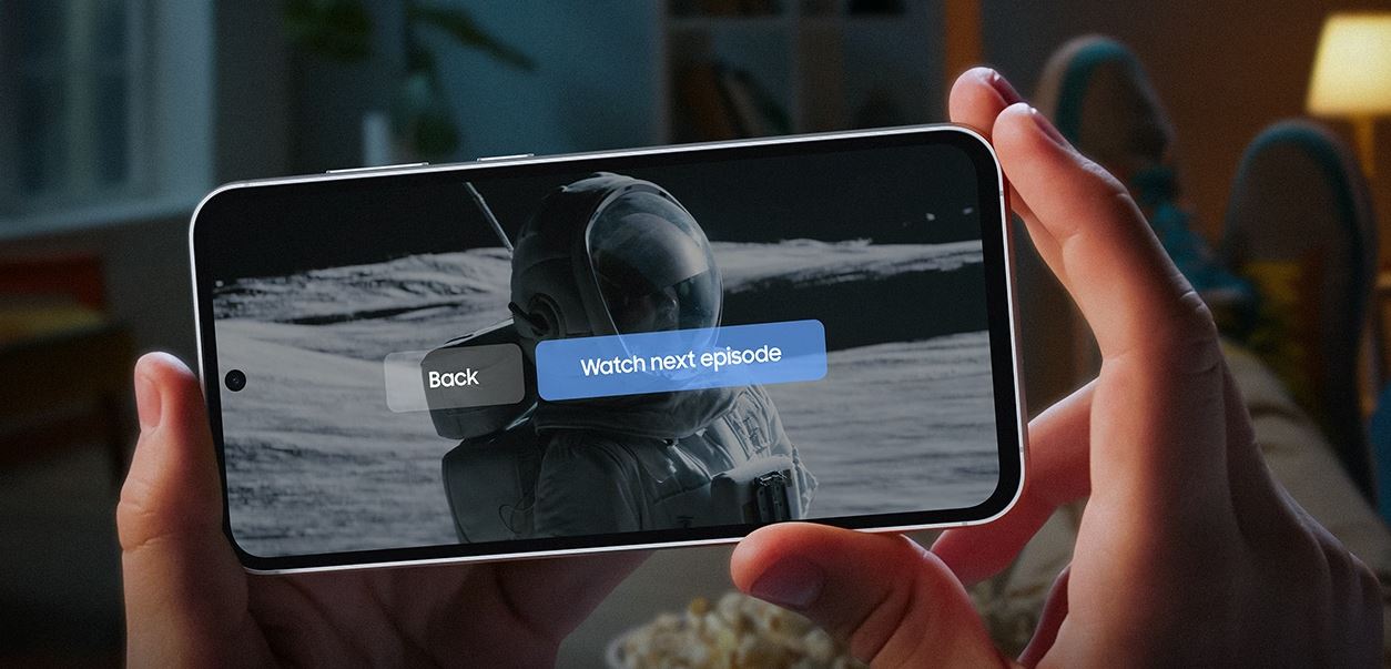 Mobilní telefon SAMSUNG Galaxy S23 FE 5G bílý