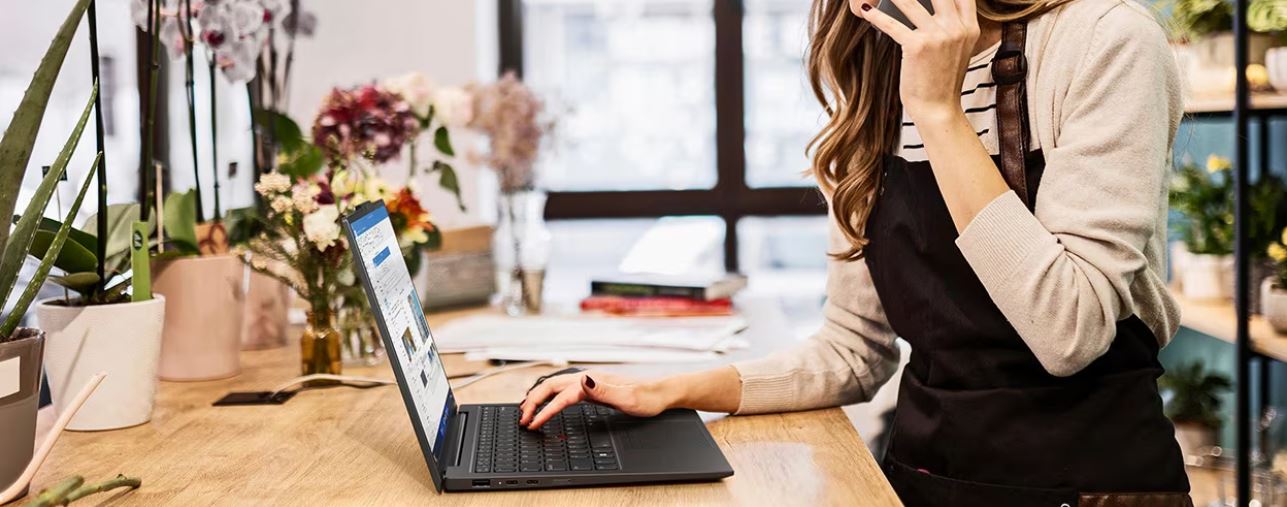 Notebook LENOVO ThinkPad X1 Carbon Gen 12