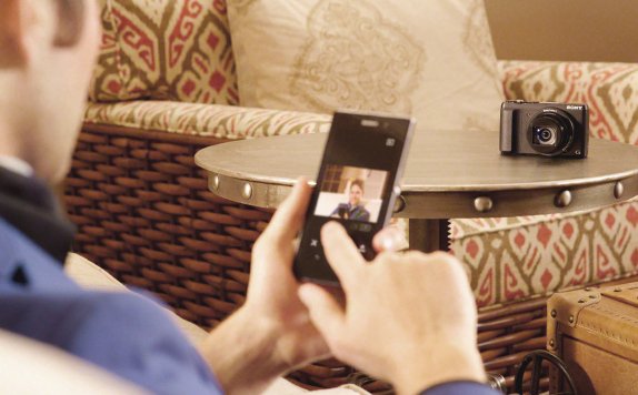 Digitální fotoaparát SONY DSCHX60 černá black