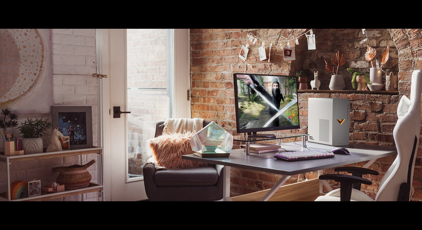 Počítač HP Victus TG021024nc bílý white