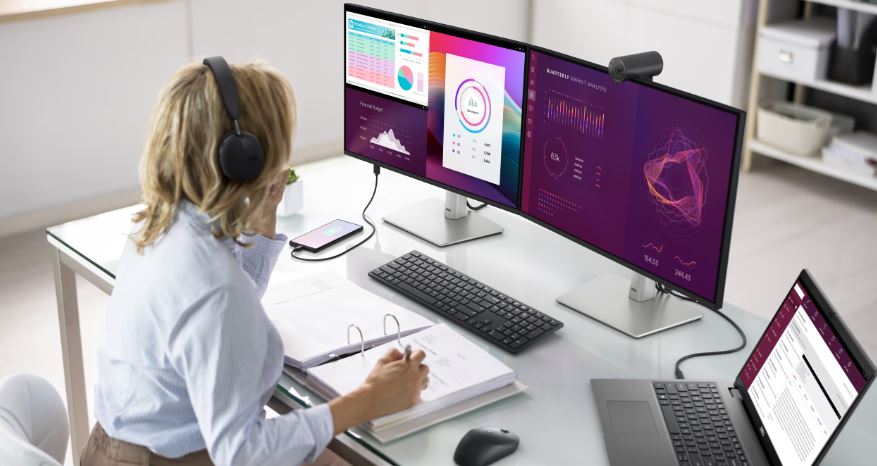 27 LED monitor s dokováním DELL P2725HE