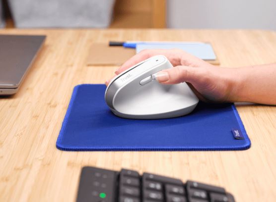 Vertikální bezdrátová myš TRUST Bayo+