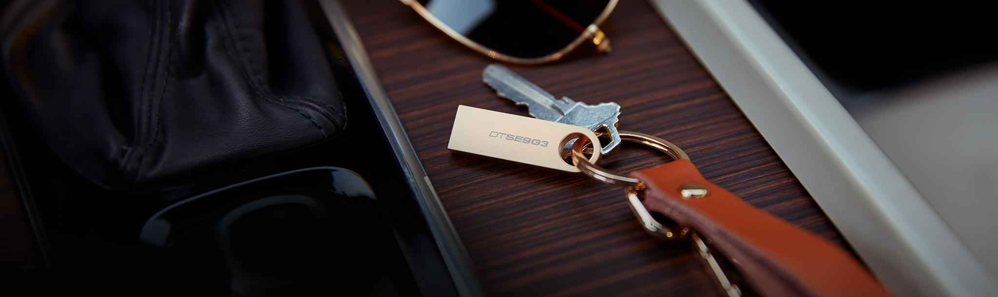 Přenosný flash disk KINGSTON DataTraveler SE9 G3 128GB