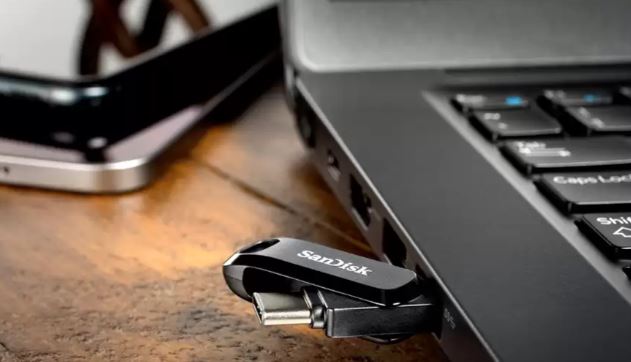 Přenosný flash disk SANDISK Ultra Dual Drive Go 64GB Levandulová