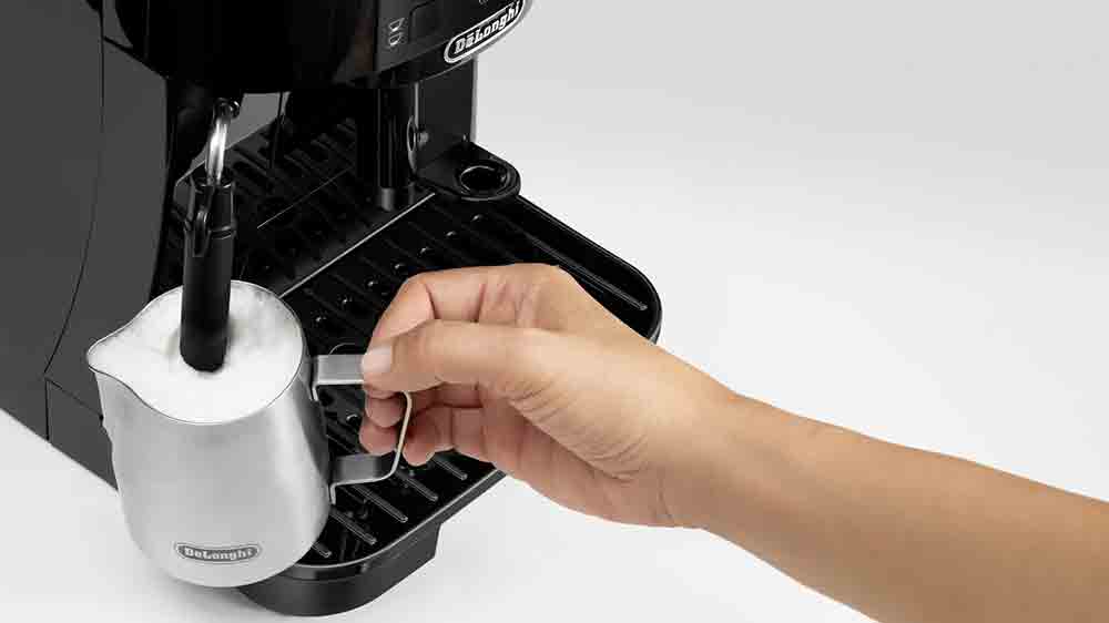 Automatické espresso DELONGHI Magnifica S ECAM12121B