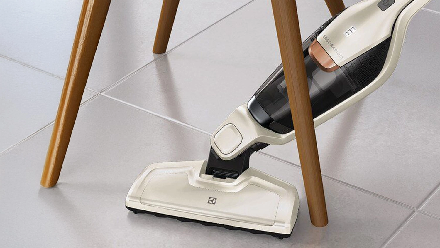 Tyčový vysavač ELECTROLUX EERC75SW Ergorapido Classic